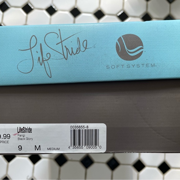 Lifestride Patent Leather Heels - Picture 4 of 5